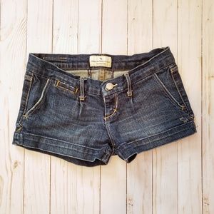 Abercrombie & Fitch short shorts